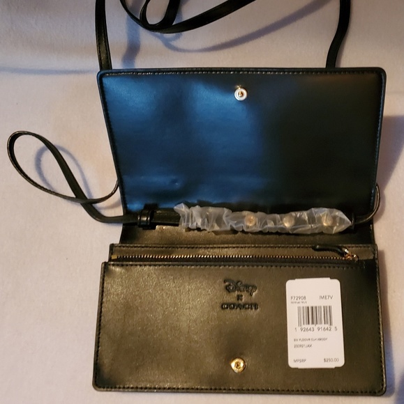 Coach x Disney - Picture 3 of 3